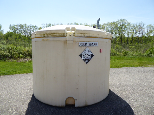 Used Cylindrical Tank - 1700 Gallon Poly Round Tank CT2277-Tanks-Cylindrical