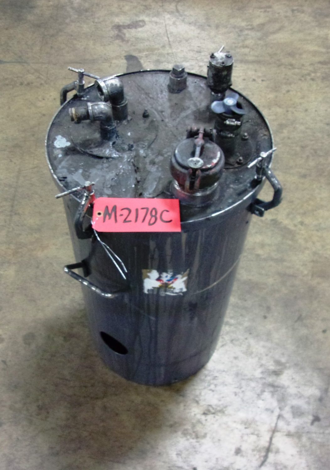 Used - Precise 20 Gallon Paint Pot-Misc. Equipment